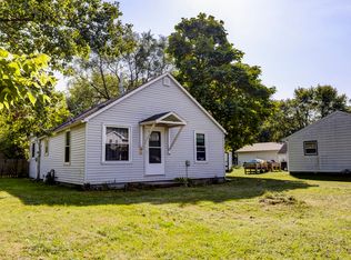 2801 Rimrock Rd, Fitchburg, WI 53713