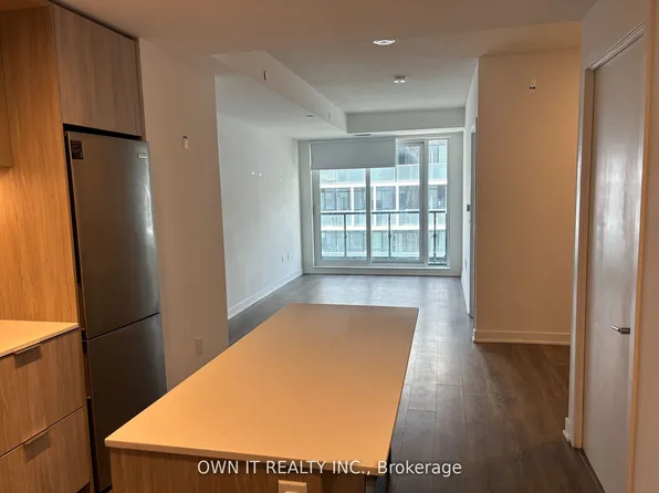 35 Tubman Ave #917, Toronto, ON M5A 0T1