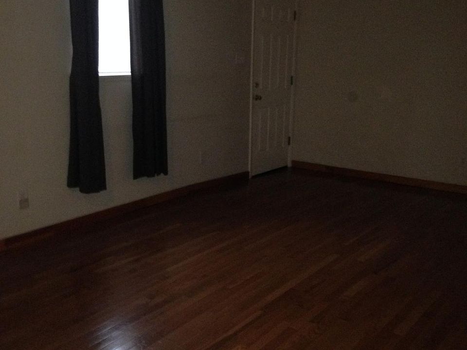 2nd image of 1014 Wolf St