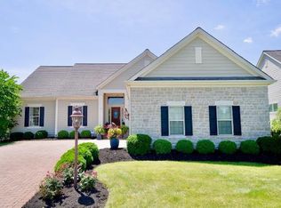 8612 Blue Water Dr, Powell, OH 43065