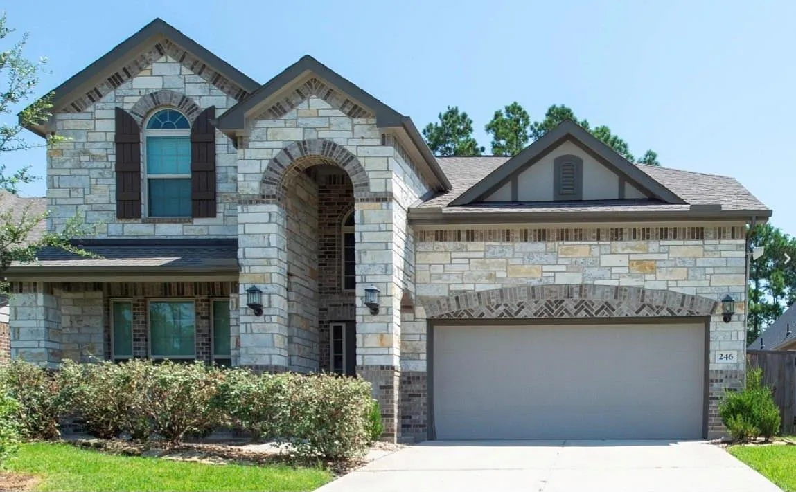 5 bed, 4.0 bath, 2798 sqft, $3,500 — Photo 1