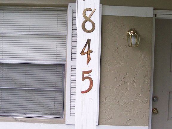 4th image of 2845 36th Ave N