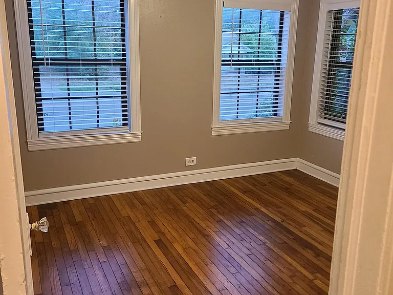 Front bedroom entrance