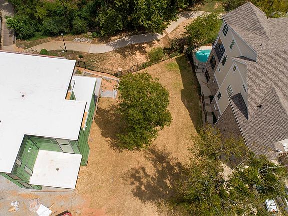 5th image of 189 Congaree Park Dr