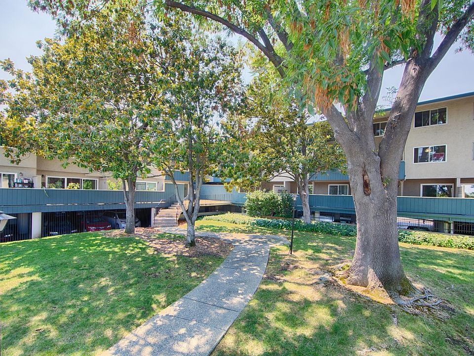 1st image of 7150 Rainbow Dr APT 21