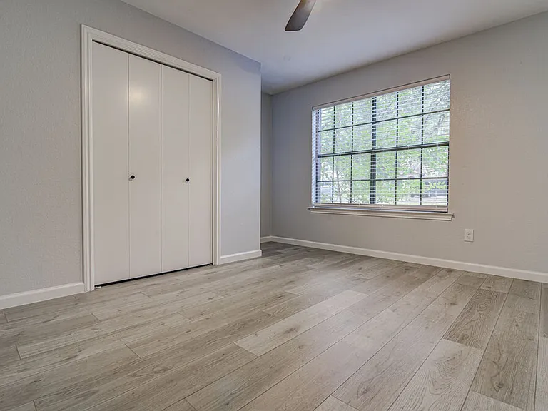 13005 Muldoon Dr — Photo 17
