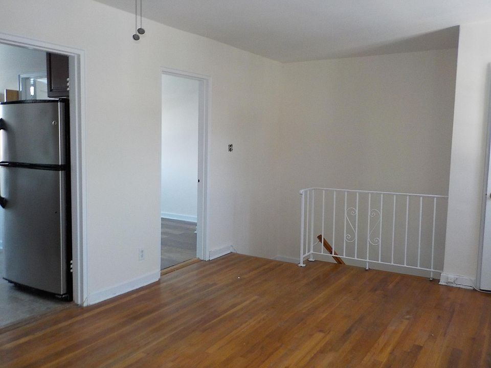 1st image of 25438 75th Ave Floor 2