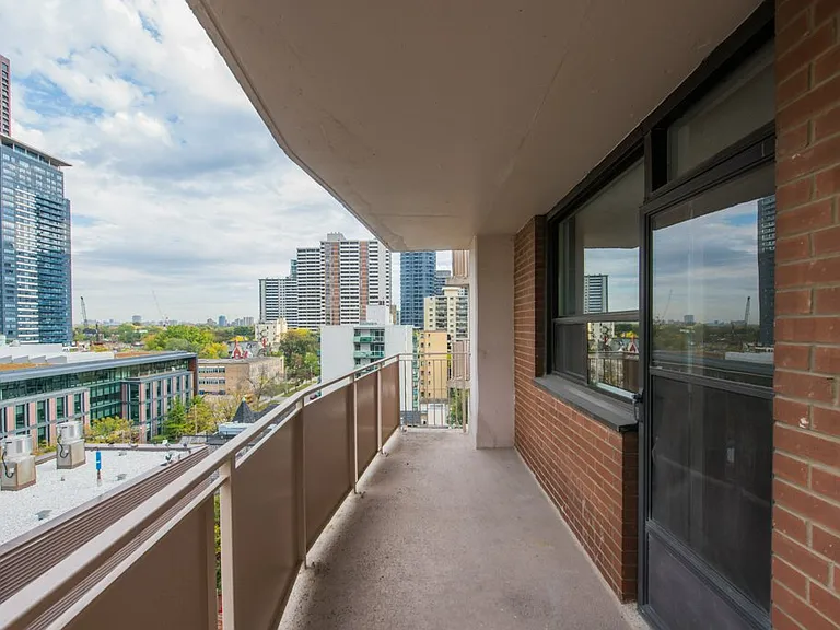 10 Huntley St #1 — Photo 23