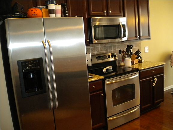 Stainless Steel Appliances!