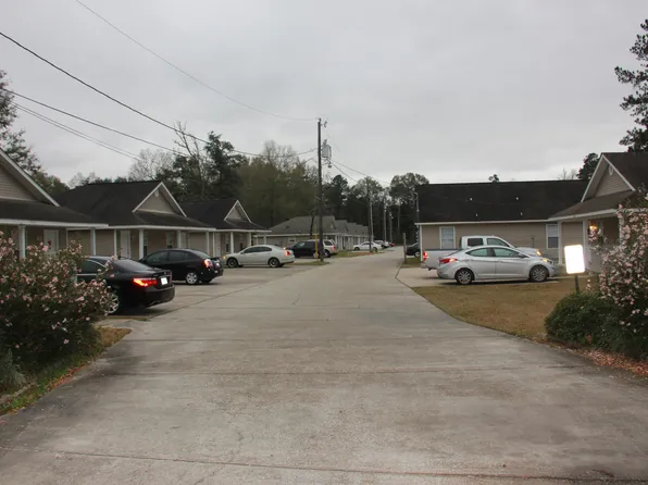 Heatherwood Apartments.