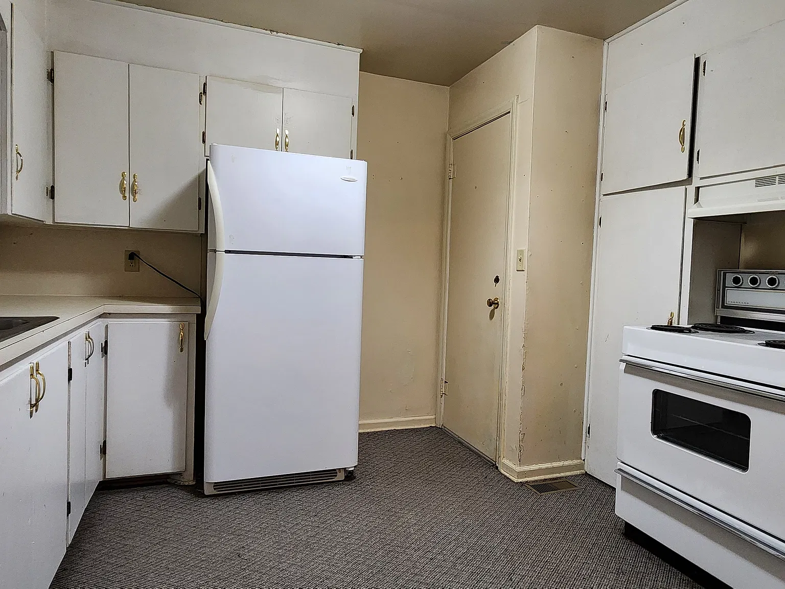 2 bed, 948 sqft, $685 — Photo 3