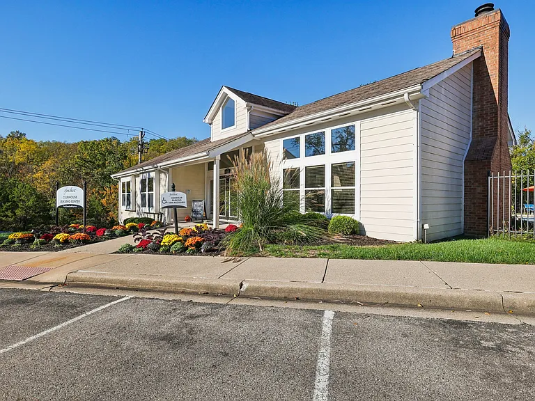 Fox Chase South — Photo 11
