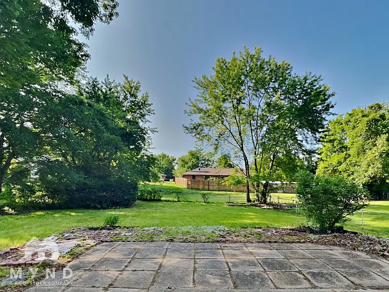5621 Oakmont Dr — Photo 21