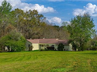 5 Overlook Dr, Seale, AL 36875