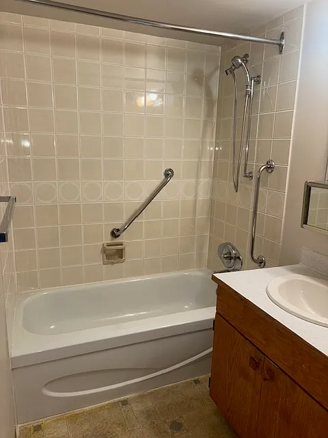 bathroom view to the left