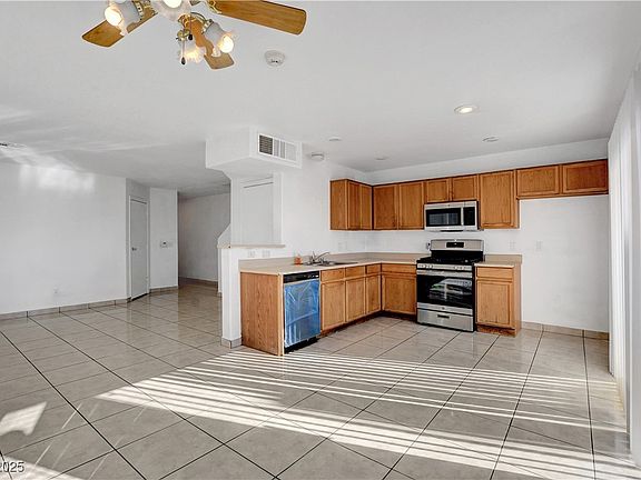 4th image of 3351 Sparrow Heights Ave