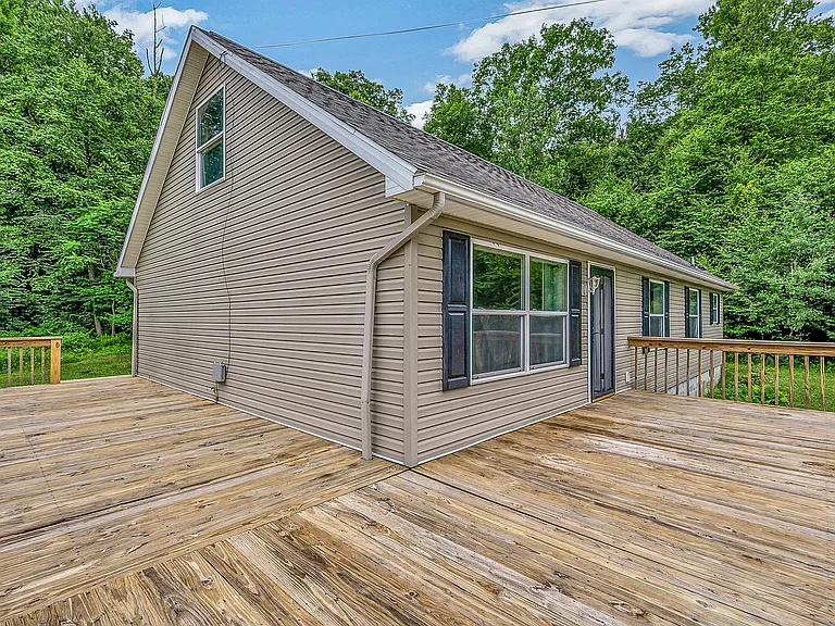 616 Lewis Rd — Photo 7