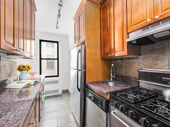 5th image of 350 E 77th St APT 3H