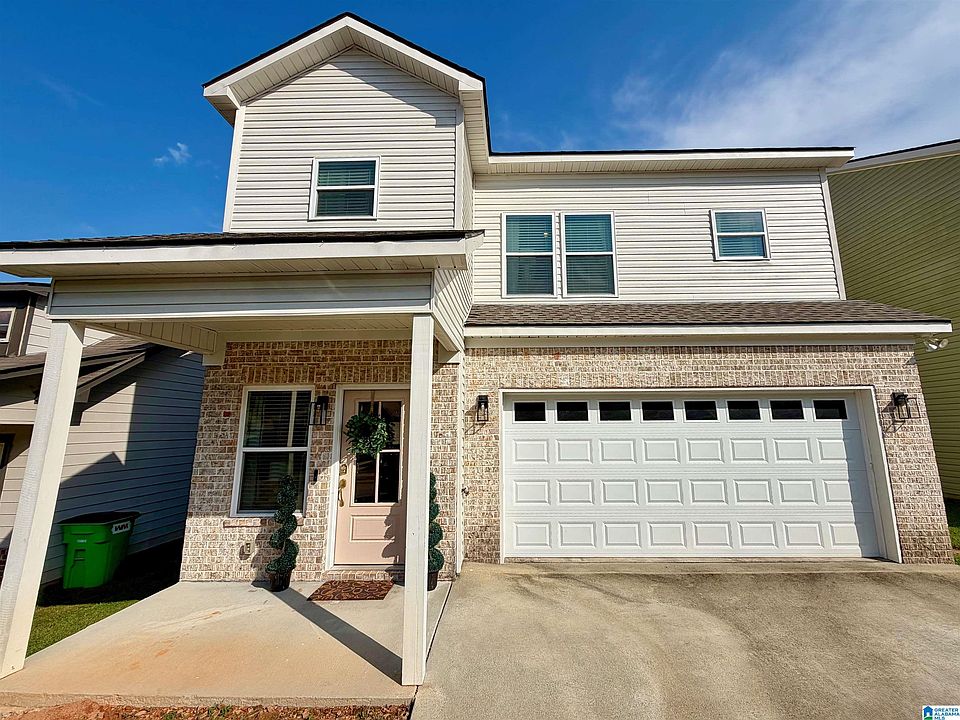 1st image of 823 Kent Dr