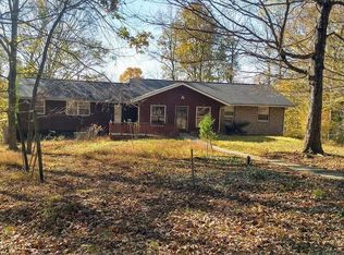 815 Sherwood Rd, Mitchell, IN 47446