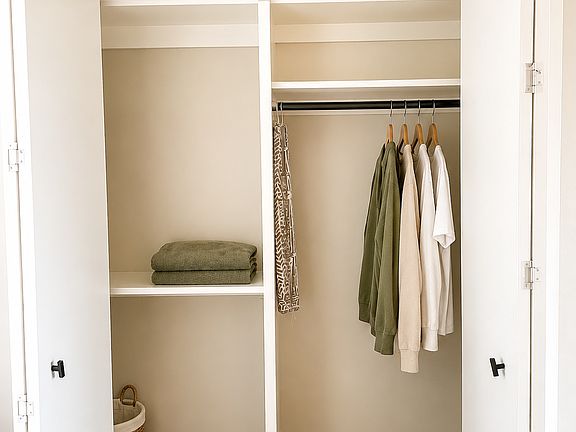 5th image of 73-1235 Kauilaniakea Dr #2