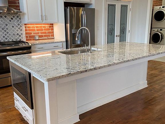 Luxury features and finishes