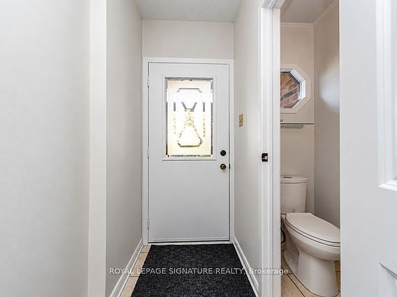 3rd image of 45 Augusta Ct