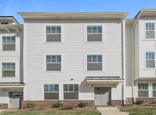 545 Ethridge Pl, Charlotte, NC 28216