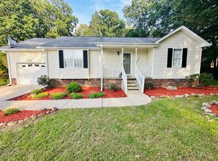 105 English Oak Ct, Dickson, TN 37055