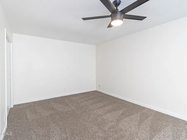 1303 W Devonshire St #1 — Photo 18