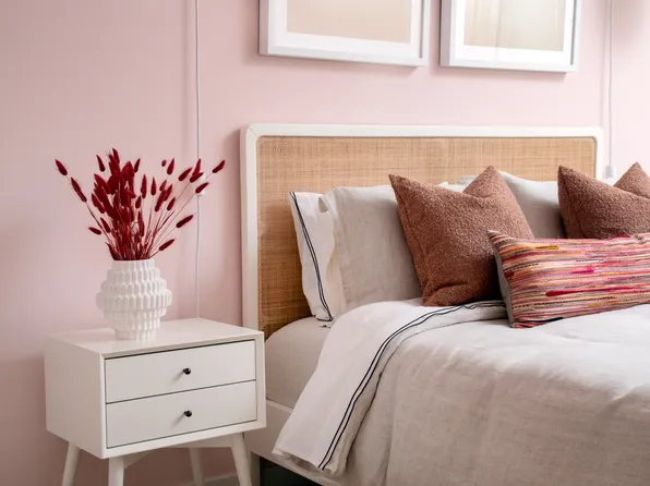 30-77 Vernon Boulevard image 5 of 26