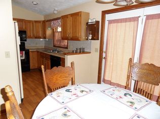 4 Melrose St, Cumberland, RI 02864