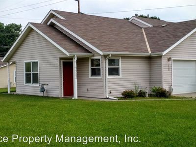 630 Goodrich Dr, Manhattan, KS, 66502