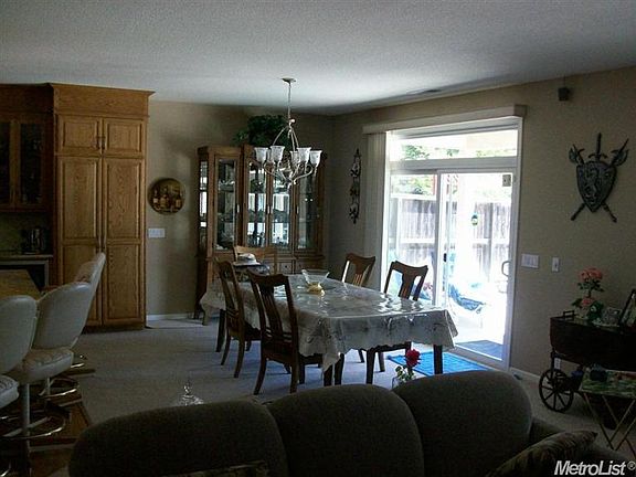 4th image of 1222 Salzburg Ln