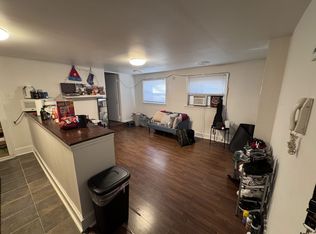 38 N 40th St APT 3R, Philadelphia, PA 19104