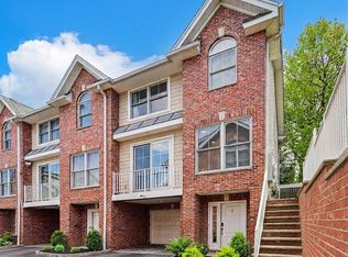 422 Hillside Ave APT 5, Palisades Park, NJ 07650