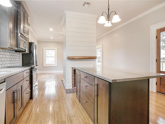 4th image of 120 Trueil Ln