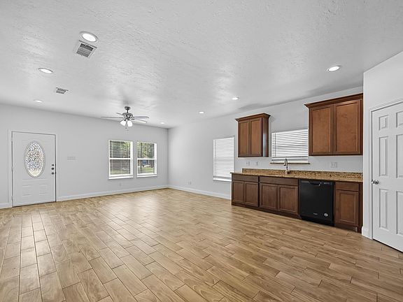 5th image of 1714 Oneal St