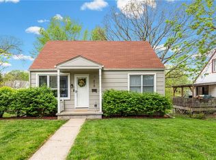 618 Dixie St, Liberty, MO 64068