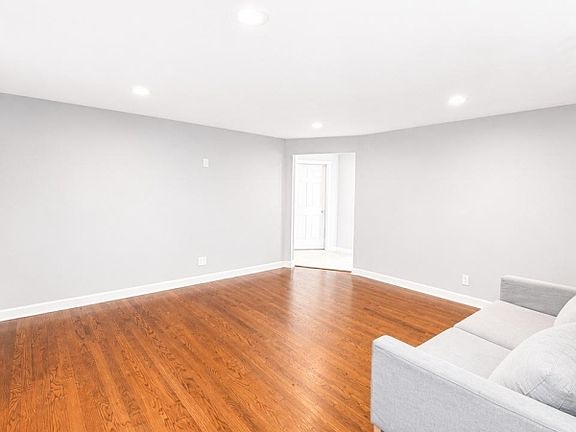 2nd image of 109 Sherman Ave