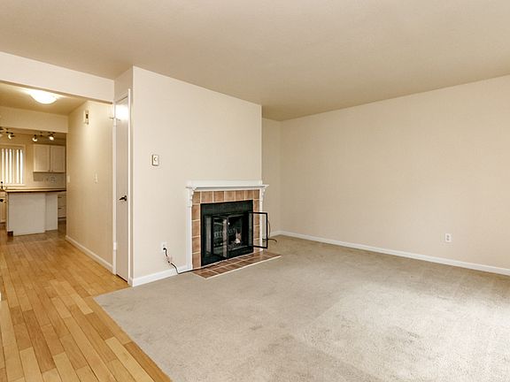 3rd image of 32710 3rd Pl S
