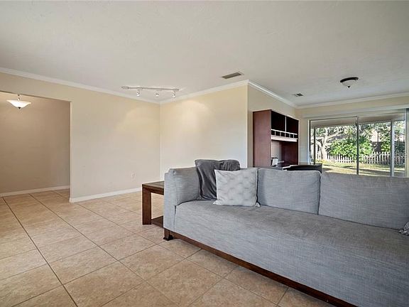 5th image of 3727 Calliandra Dr