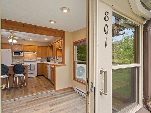 3rd image of 801 Saddle Rdg