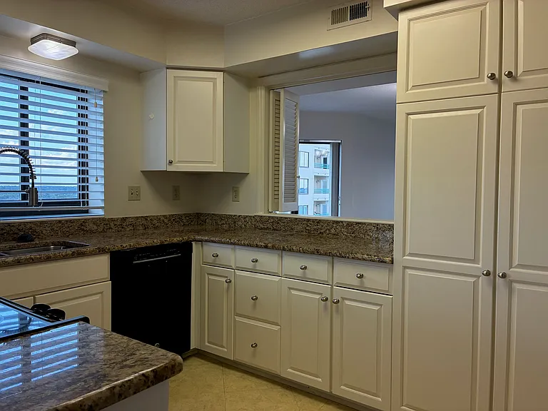 7501 River Rd #14A — Photo 8