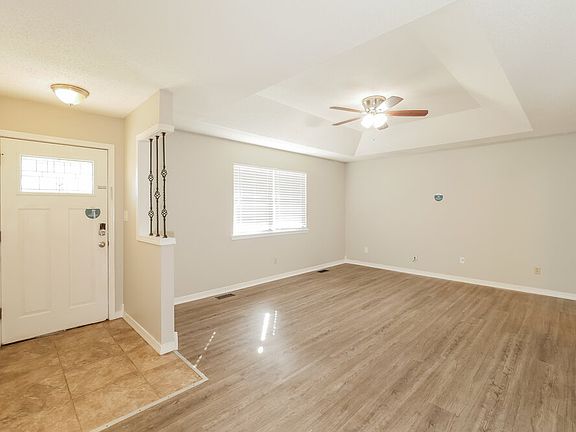 5th image of 2032 NE Patterson Dr