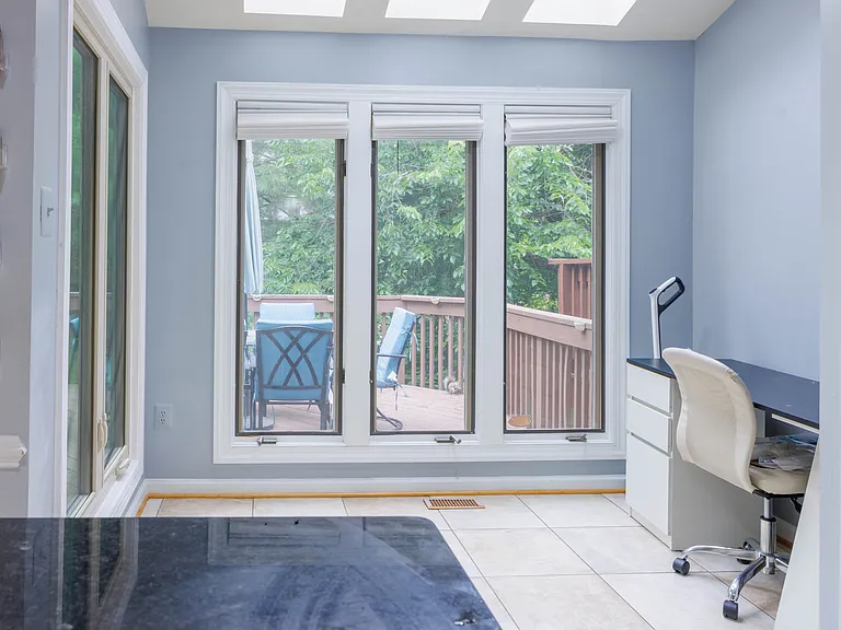 2128 Heritage Dr — Photo 12