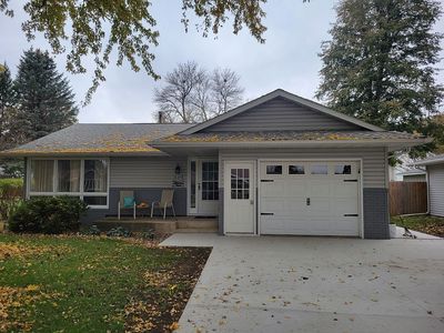 604 Dover Ave NE, Orange City, IA, 51041