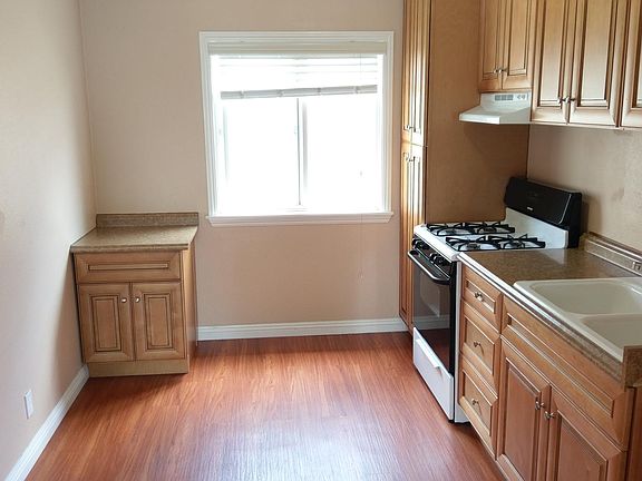 3rd image of 107 S Lillie Ave APT 6