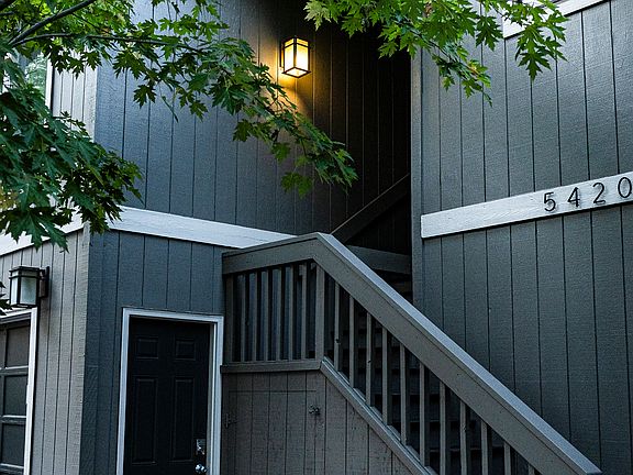 Second story entrance