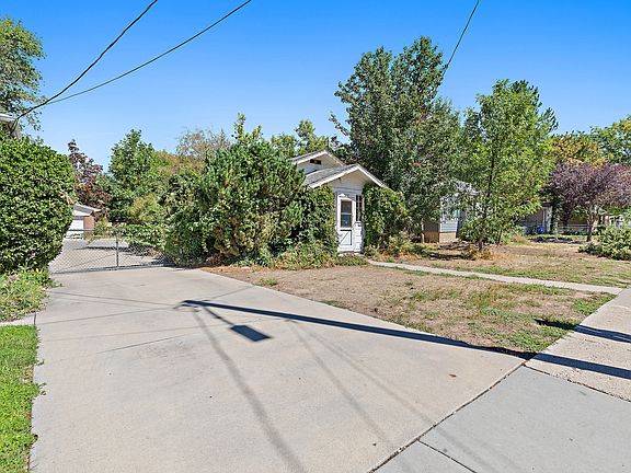 3rd image of 658 W Wasatch St S